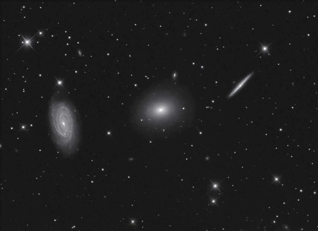 NGC5985