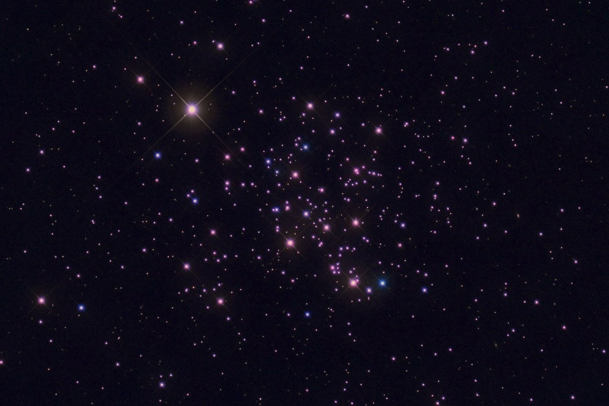 M44