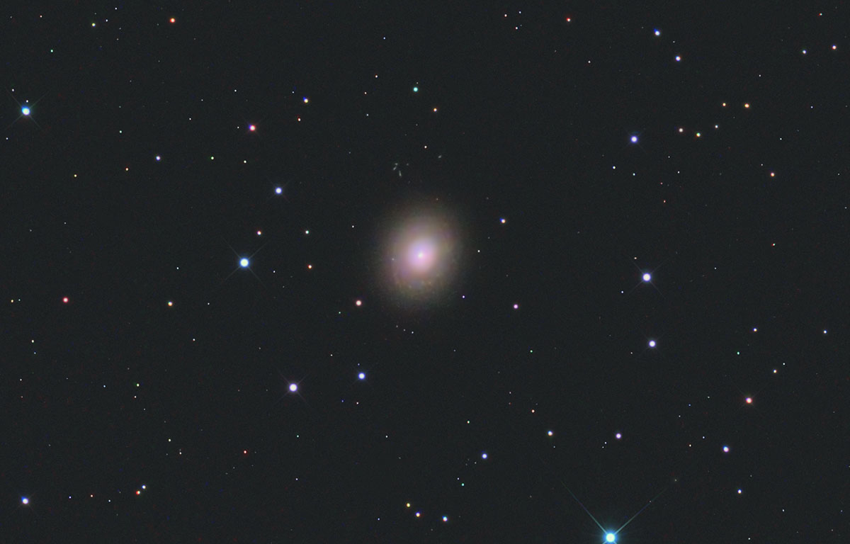 NGC 2775